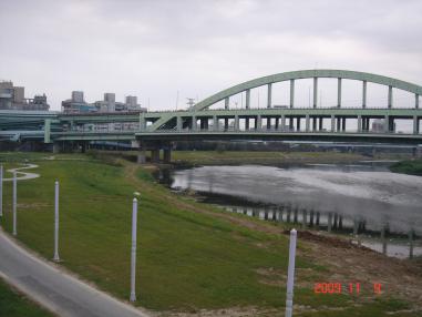 跟健康路上曬米粉產業有關的相片,第1張