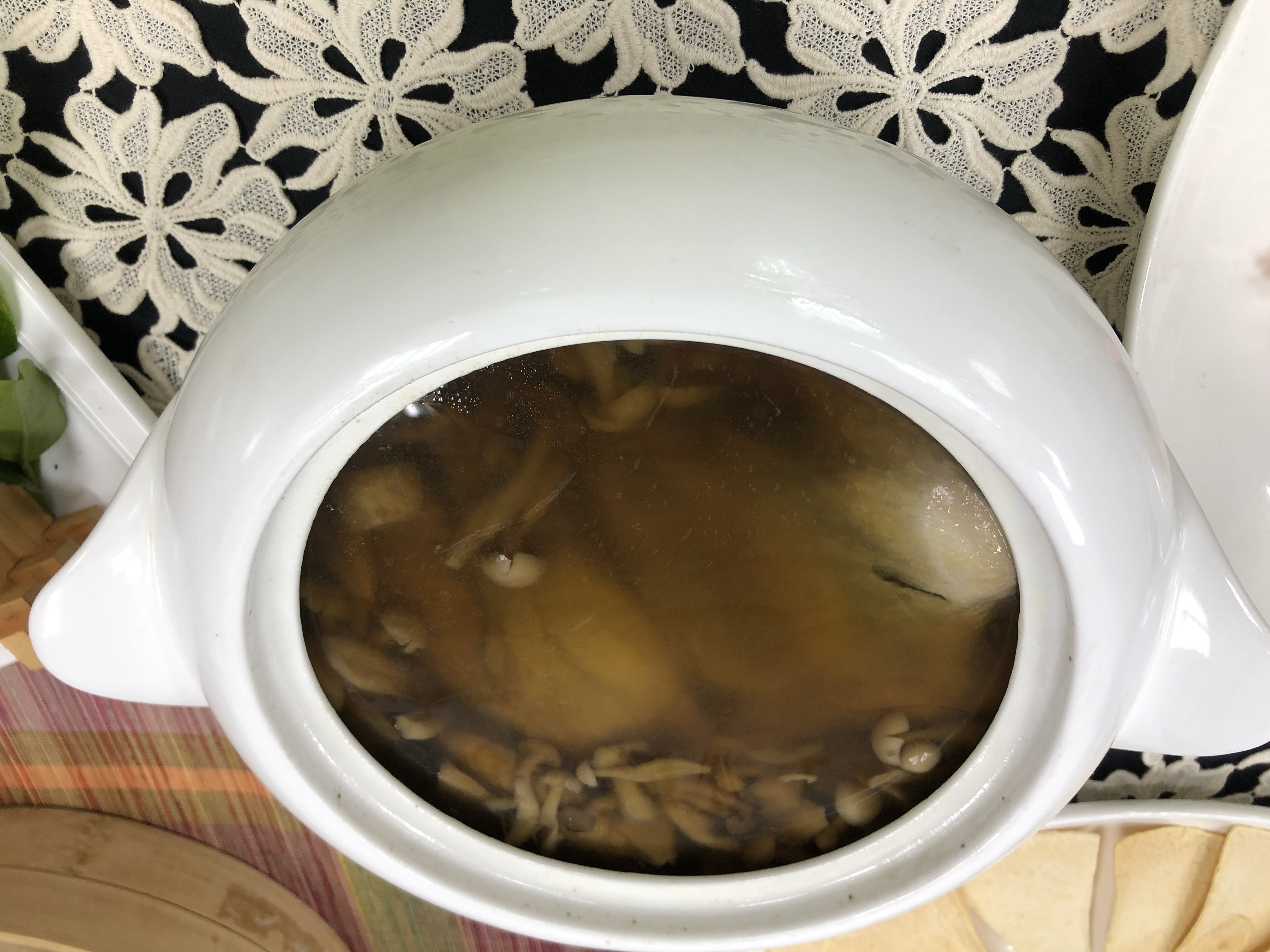 特色茶餐7─日出東方美人雞湯