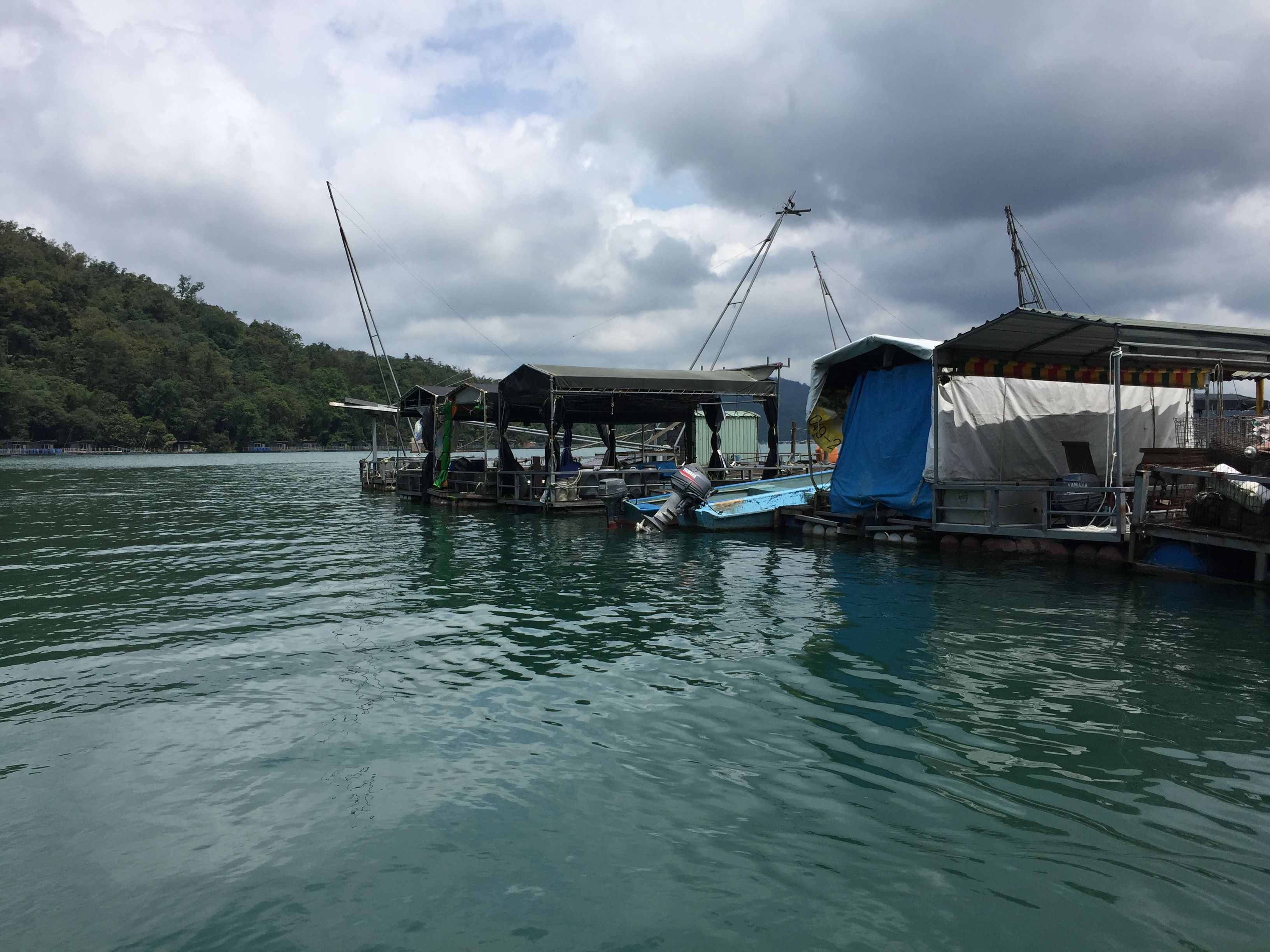 四角吊網_閒置的四角吊網