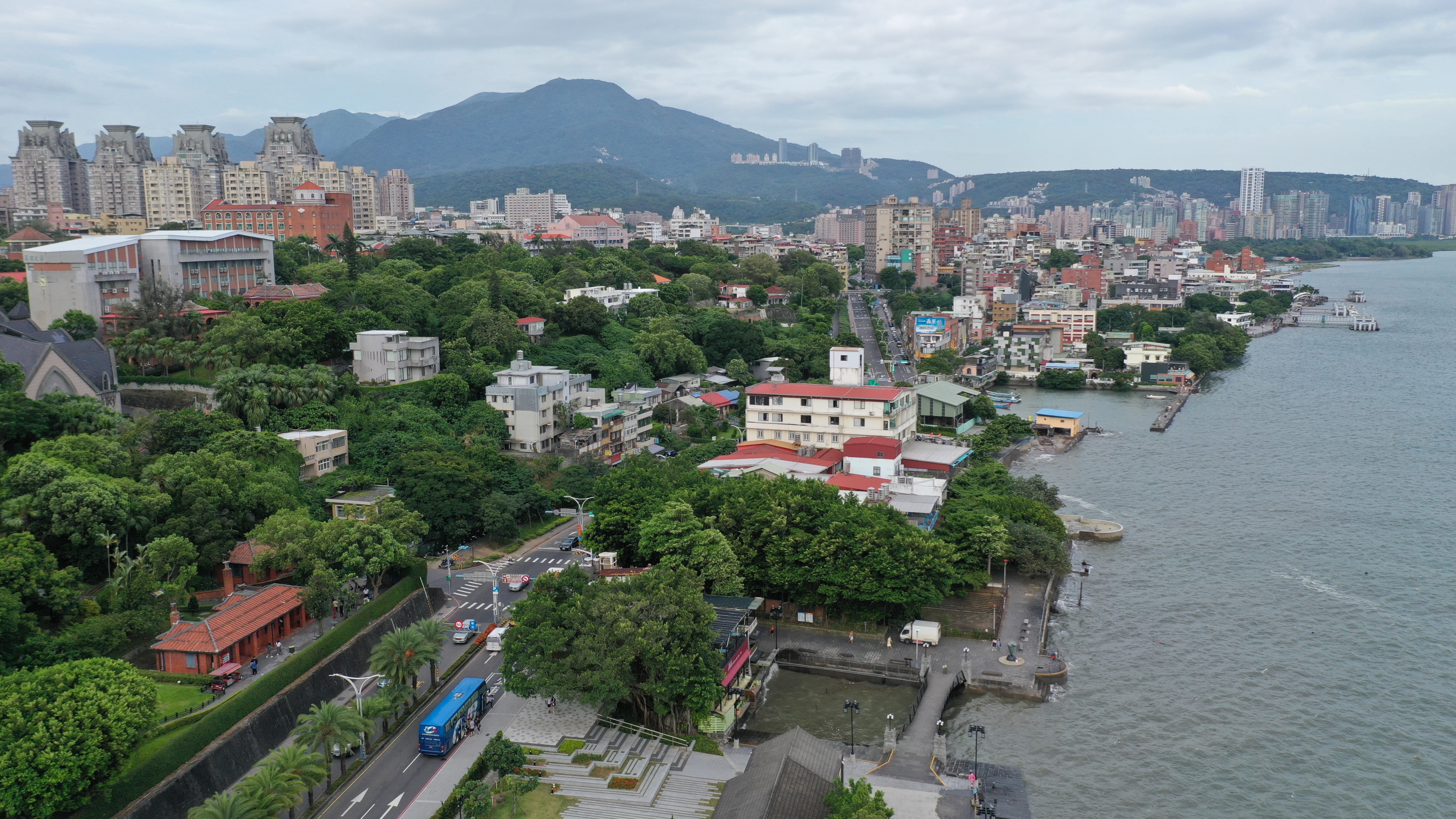 滬尾