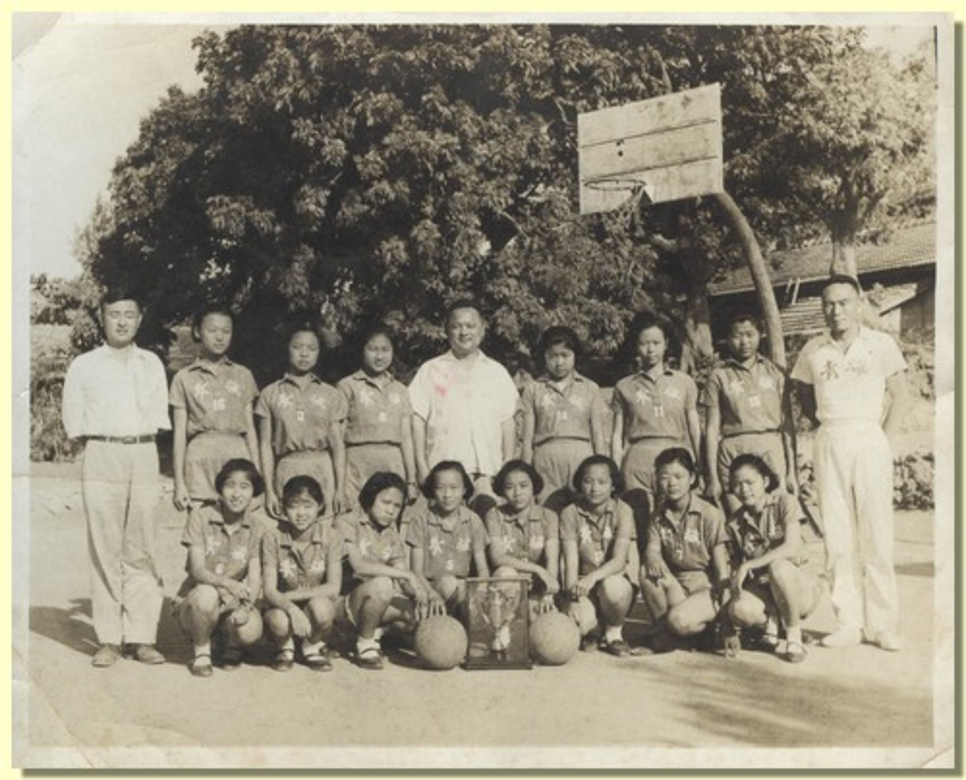 海軍子弟學校第一任校長安世琪